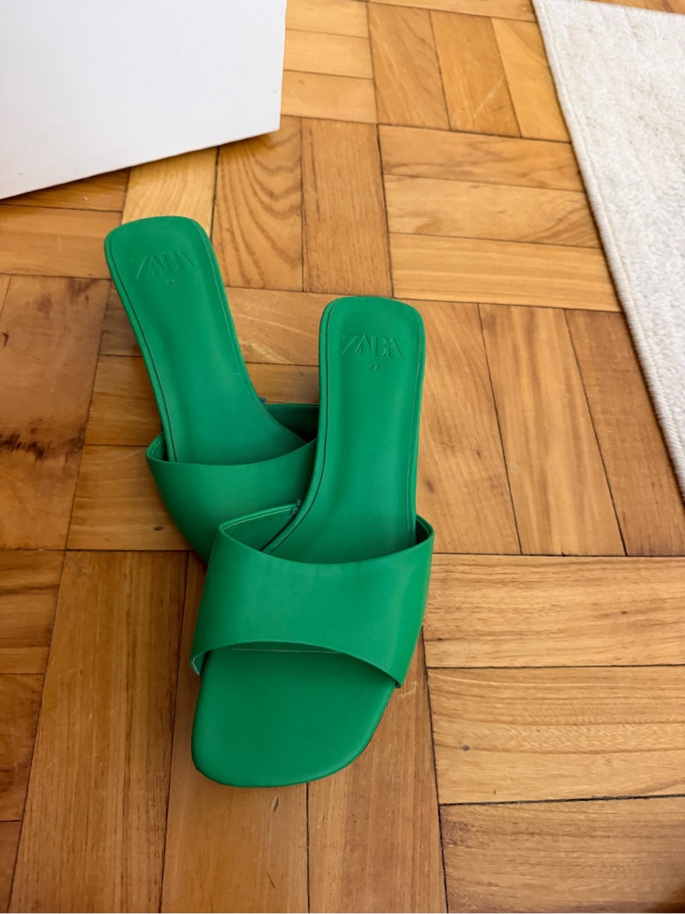 Zara Green Slide Mules — Women's Open Square-Toe